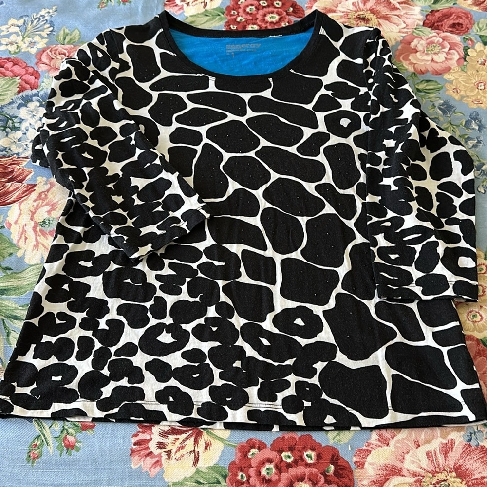 3/4 length sleeve, animal print T-shirt